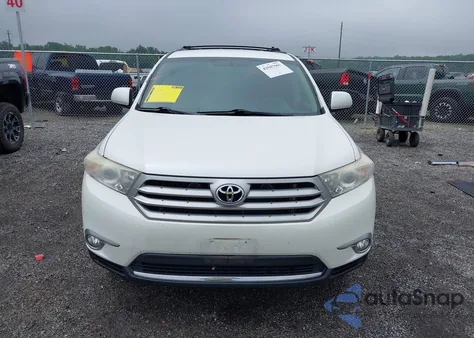 2013 Toyota Highlander Base Plus V6 z USA, uszkodzony, nr VIN 5TDBK3EH5DS246628